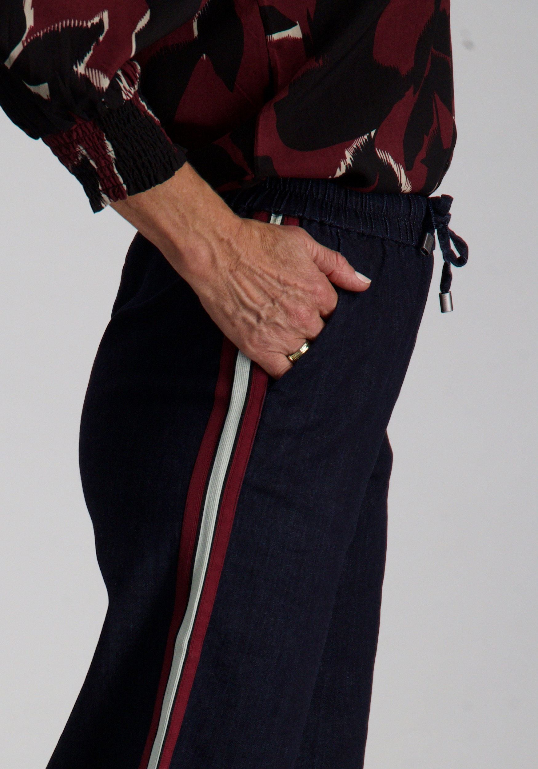 Geisha Broek met bies 51503-10 Donker blauw
