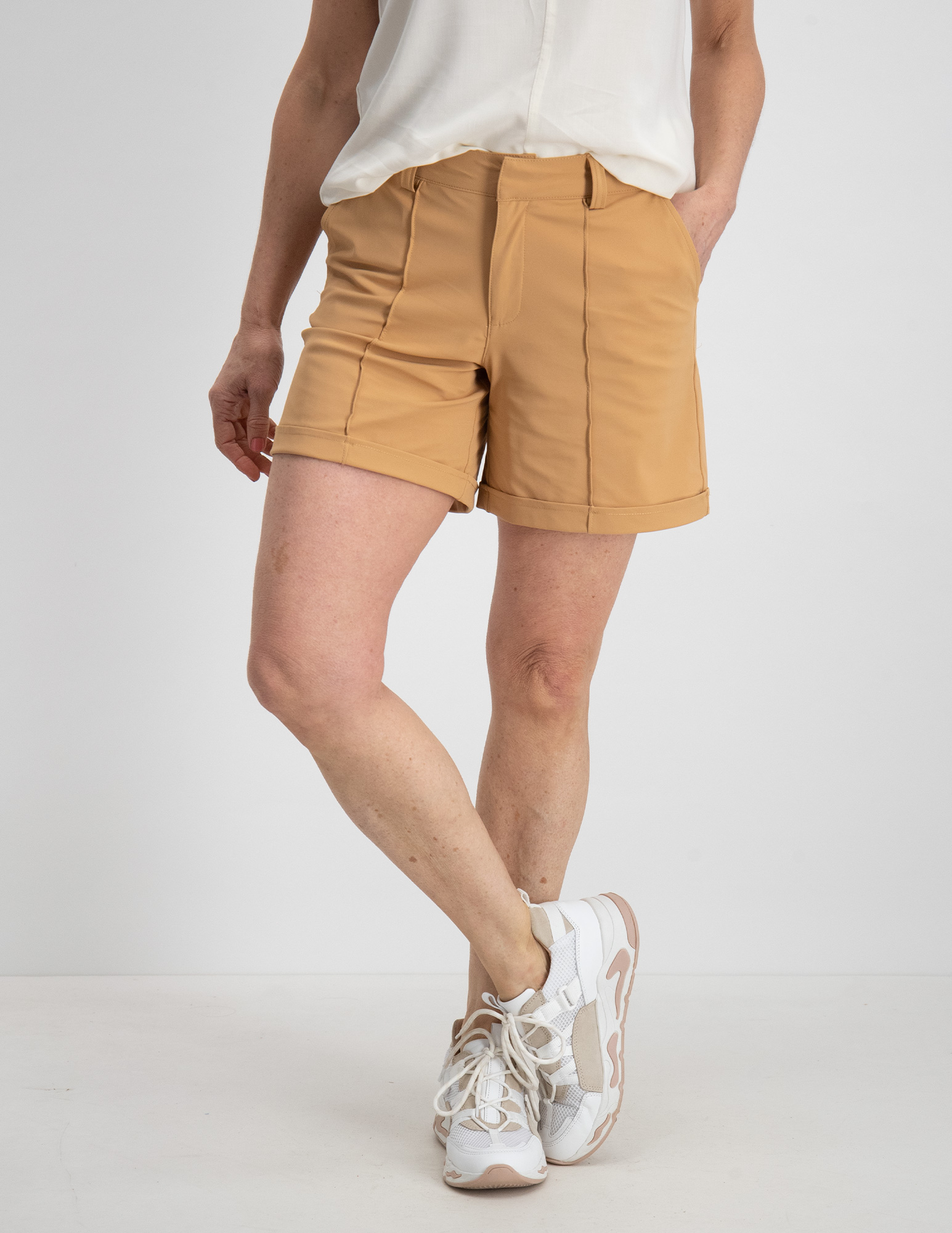 Tramontana Korte broek Q04-08-102 Licht bruin