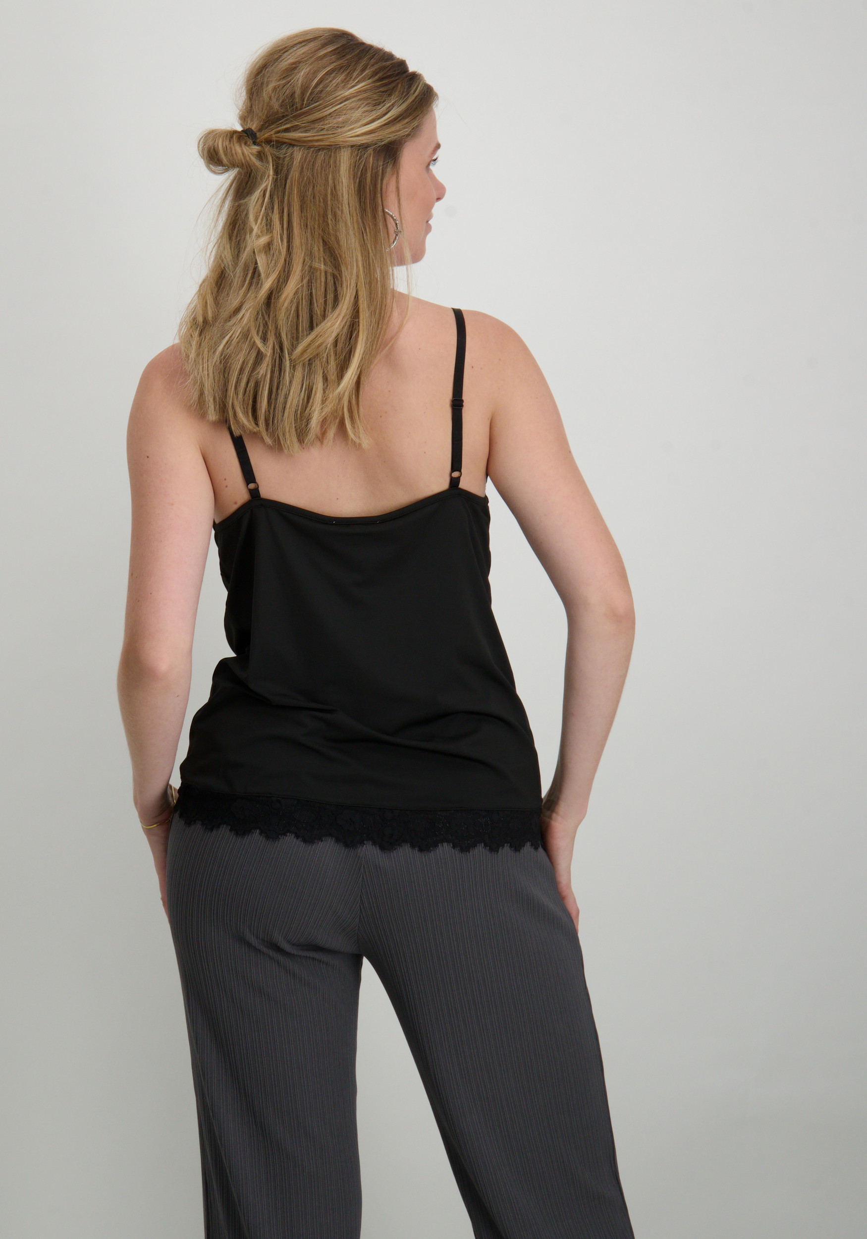 Harper & Yve Top Yve AW24P420 Zwart