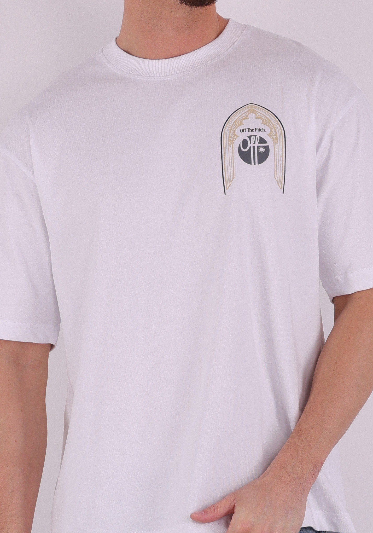 Off The Pitch T-shirt Sacred  OTP261035 Wit