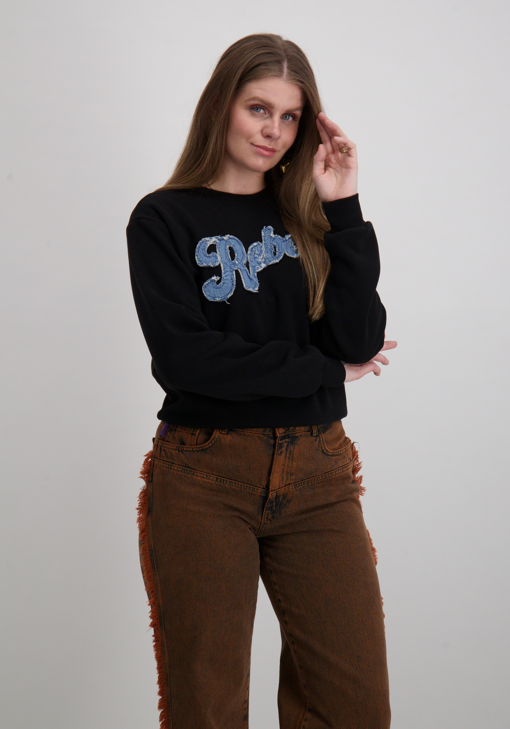 Colourful Rebel Sweater Denim patch WS417211 Zwart