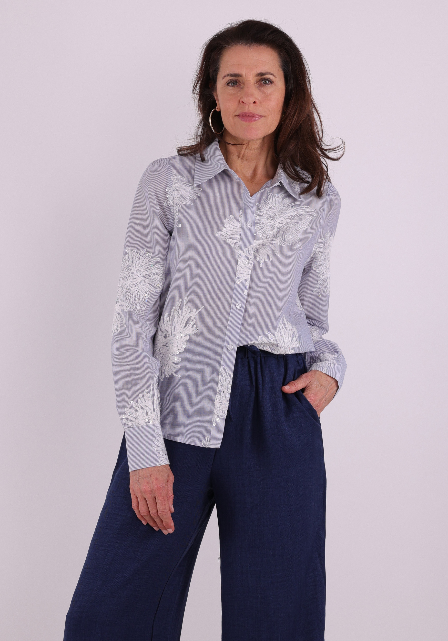 Geisha Blouse Embroidered flowers 63143-21 Raf blauw