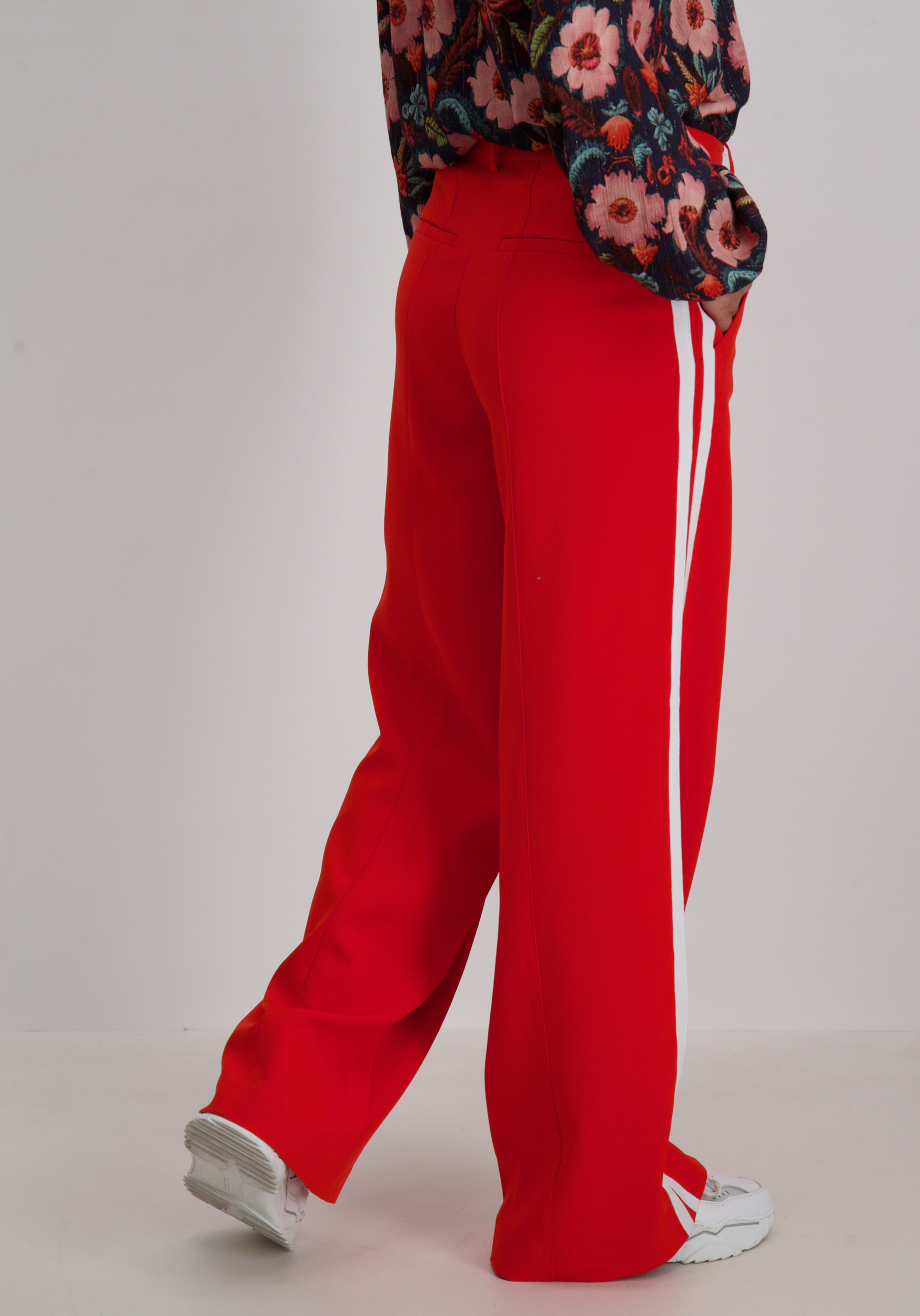 Ichi Broek Folavi 20124086 Rood