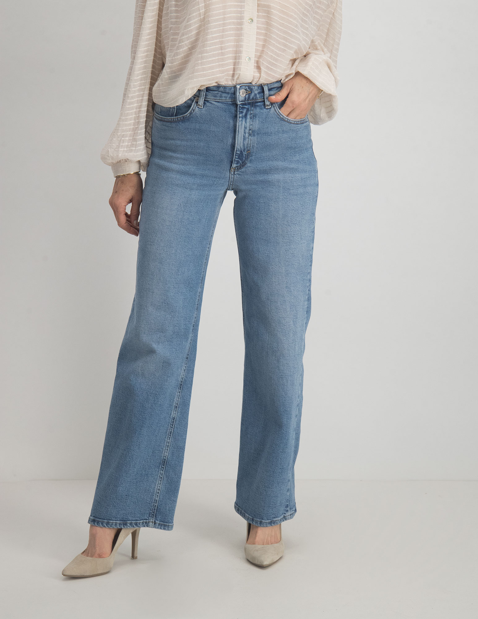 Only Wide leg jeans Juicy  15234743 Licht blauw