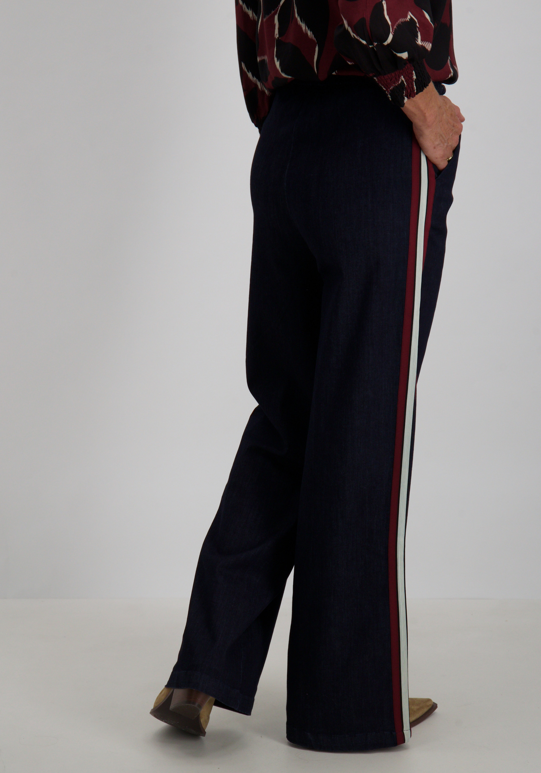 Geisha Broek met bies 51503-10 Donker blauw